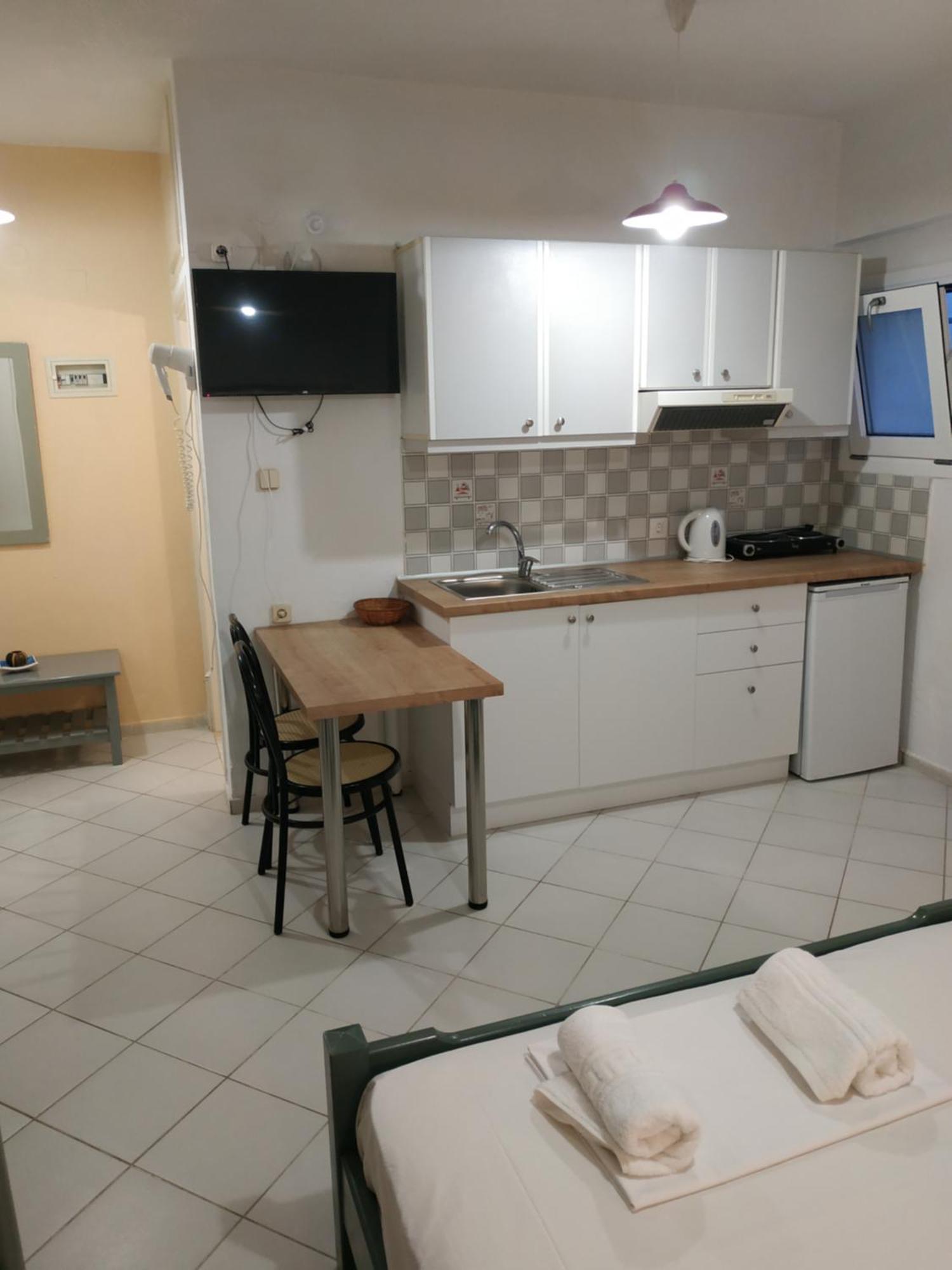 Renia Studios Ajía Pelajía Kültér fotó